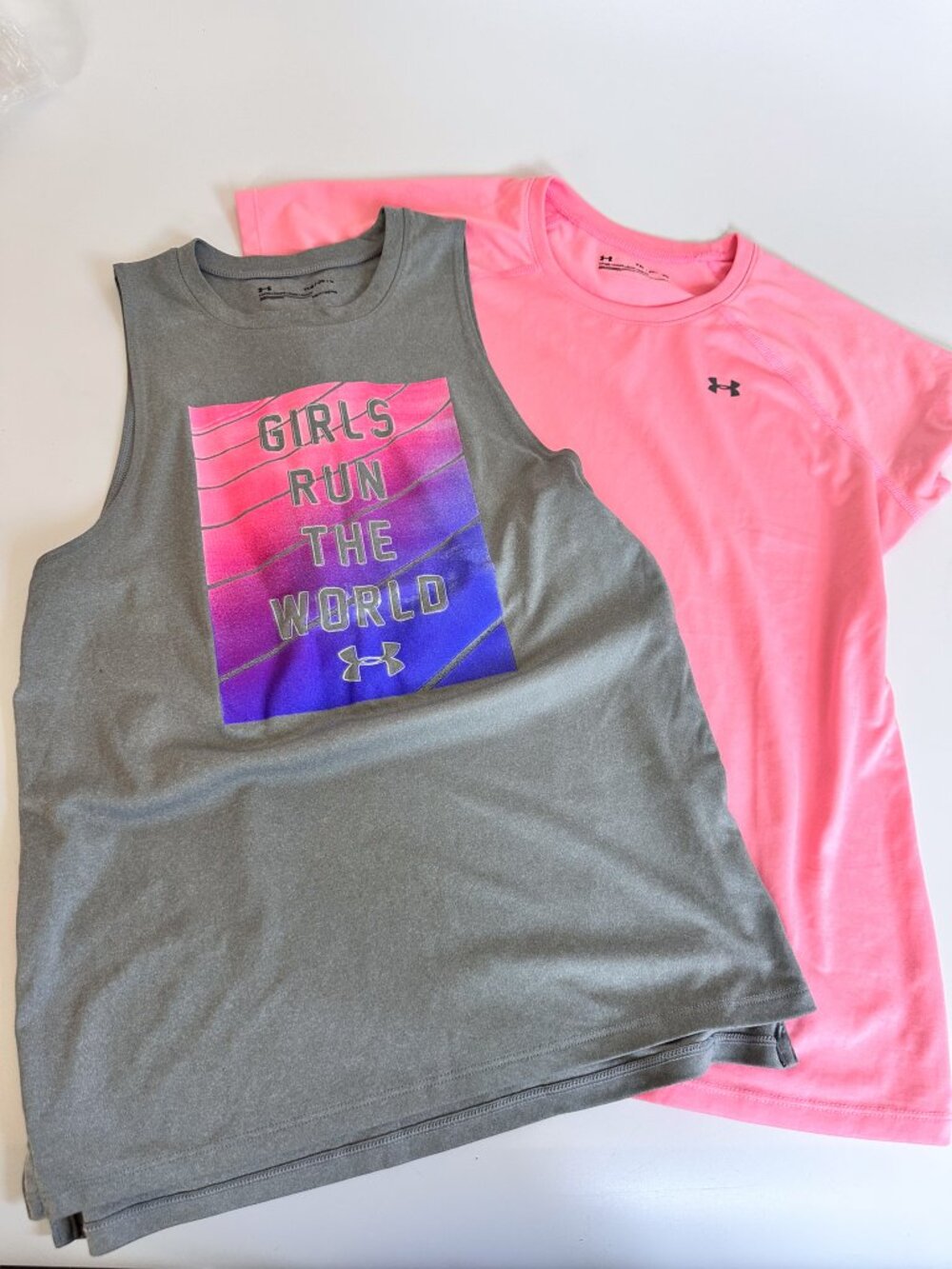Under Armour UA Pink Girls Run The World 2 Shirts: Tank & Short Sleeve Girls Lg
